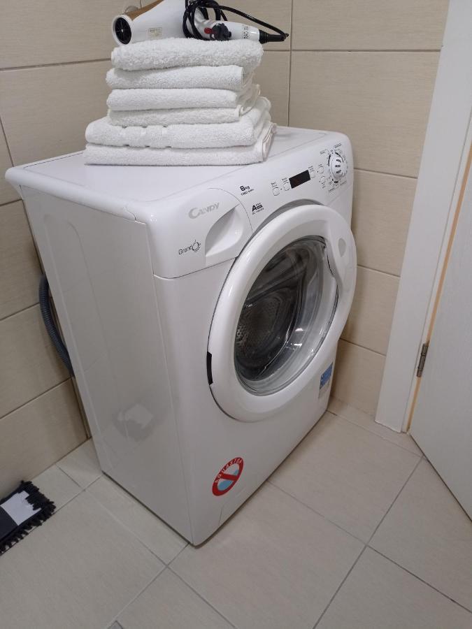 Apartman Sunflower Sremska Mitrovica Exterior foto