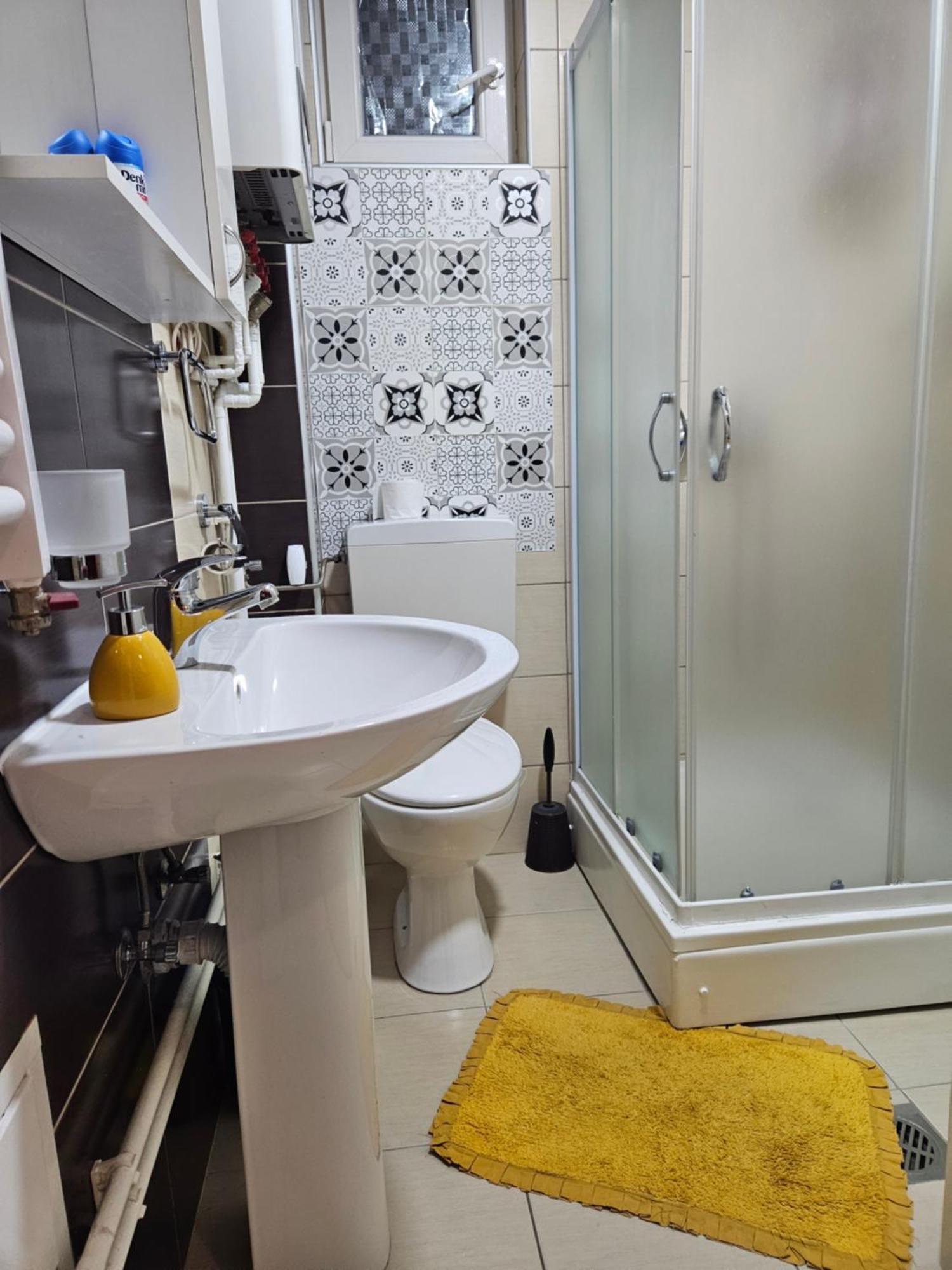 Apartman Sunflower Sremska Mitrovica Exterior foto